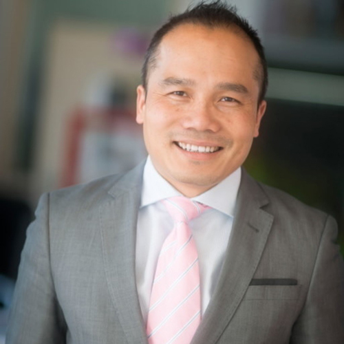 Mr.	Luat	Nguyen
